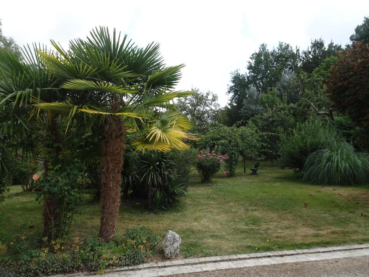 Apartamento Moulin De Ringere Quincay Exterior foto